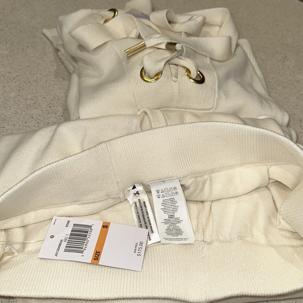 NWT Michael Kors Winter Set - Picture 9 of 10